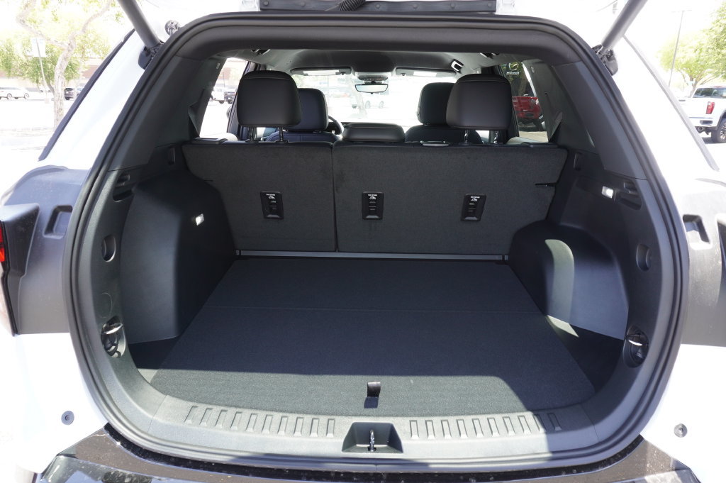 New 2026 GMC Terrain AT4 w/ Technology Package II AWD/4WD image 10