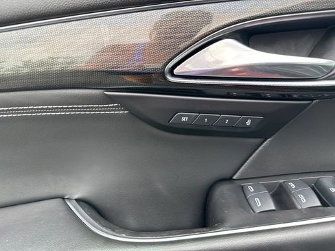 Used 2021 Buick Envision Essence w/ Technology Package I AWD/4WD image 29