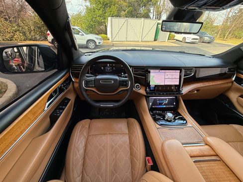 Used 2022 Jeep Grand Wagoneer Series III w/ Rear Seat Video Group 1 image 44