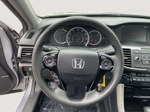 Used 2017 Honda Accord LX image 20