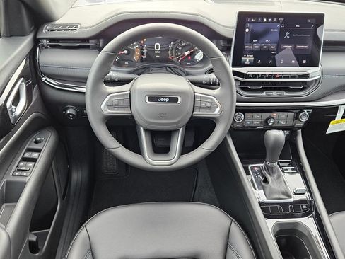 New 2026 Jeep Compass Latitude AWD/4WD image 12