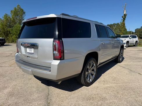 Used 2016 GMC Yukon XL Denali w/ Open Road Package image 5
