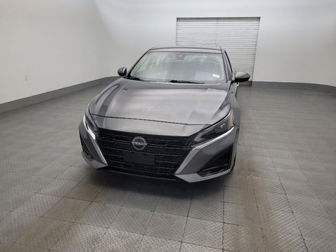 Used 2023 Nissan Altima 2.5 SV FWD image 15