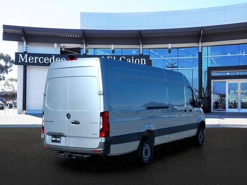 New 2026 Mercedes-Benz Sprinter 2500 image 3