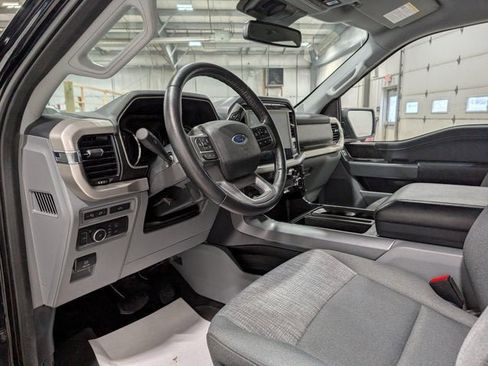 Used 2021 Ford F150 XLT w/ Equipment Group 302A High image 16