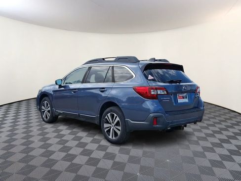 Used 2018 Subaru Outback 3.6R Limited AWD/4WD image 7