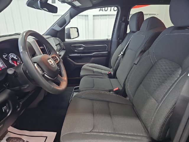 Used 2025 RAM 1500 Big Horn AWD/4WD image 37