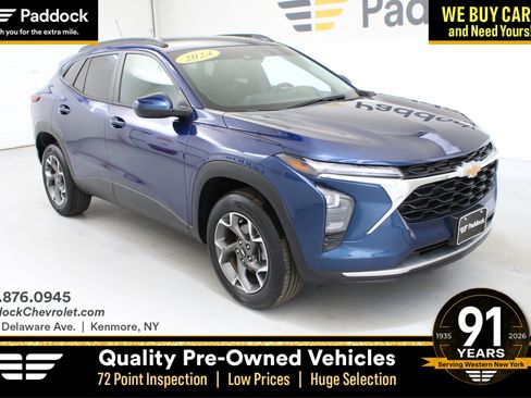 Used 2024 Chevrolet Trax LT w/ Driver Confidence Package FWD image 1