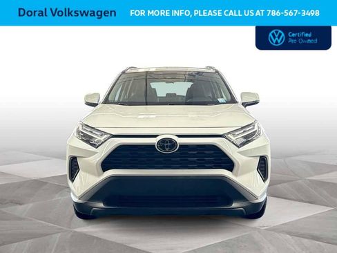 Used 2024 Toyota RAV4 XLE w/ Convenience Package FWD image 3