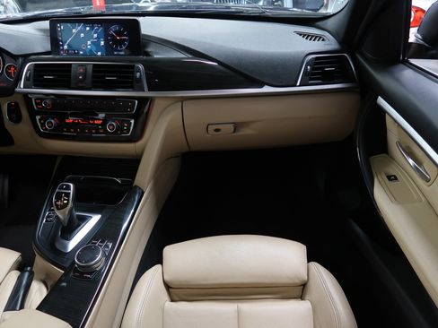 Used 2018 BMW 330i Sedan RWD image 15