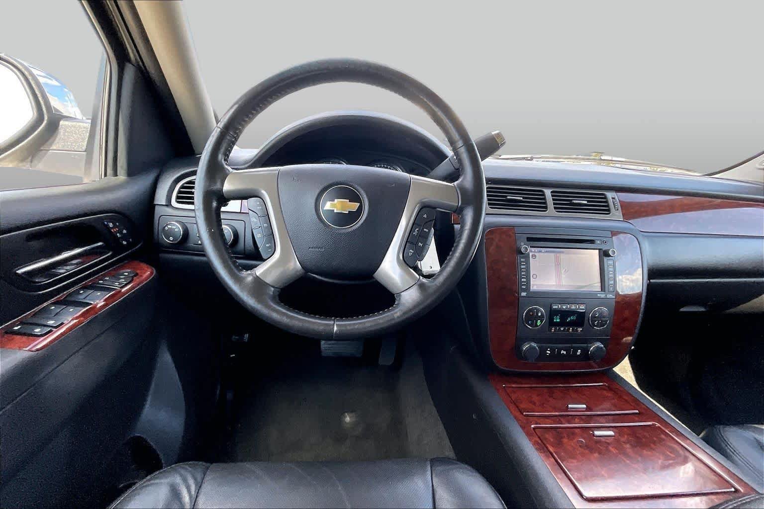 Used 2013 Chevrolet Tahoe LTZ AWD/4WD image 6