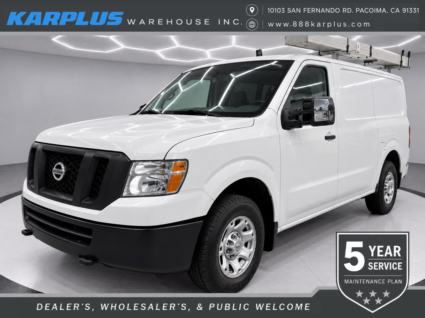 Used 2018 Nissan NV 2500 SV w/ Navigation Package RWD image 1