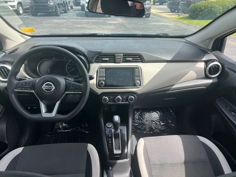 Used 2021 Nissan Versa SV FWD image 19