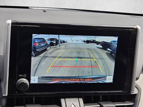Used 2025 Toyota RAV4 XLE w/ Convenience Package FWD image 12