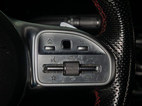 Used 2019 Mercedes-Benz A 220 4MATIC w/ AMG Line image 37