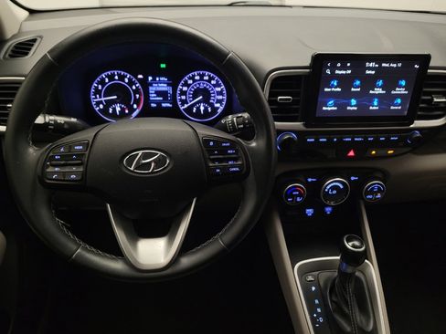 Used 2021 Hyundai Venue SEL w/ Premium Package FWD image 22