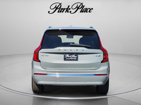 New 2026 Volvo XC90 B6 Ultra w/ Protection Package Premier AWD/4WD image 4