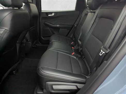 New 2026 Ford Escape SE image 13