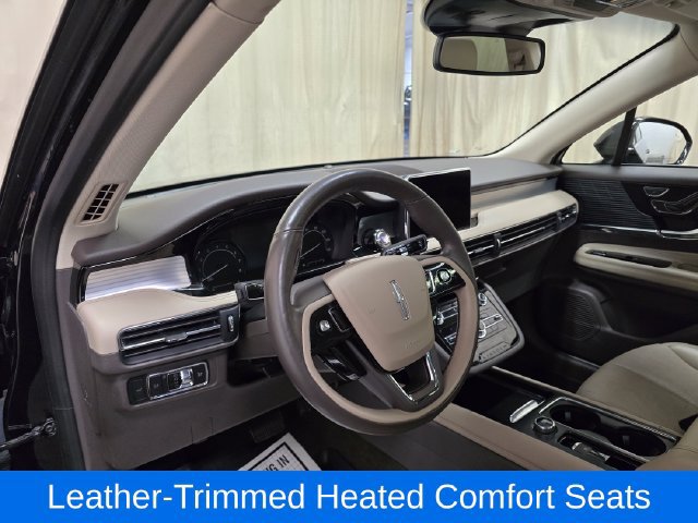 Used 2021 Lincoln Corsair AWD w/ Premium Package image 17
