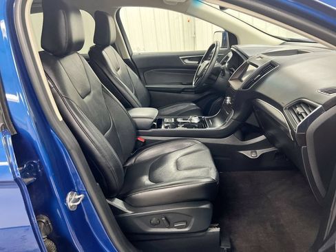 Used 2020 Ford Edge Titanium w/ Cargo Accessory Package FWD image 21