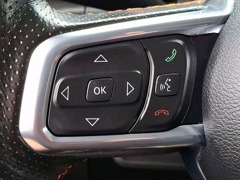 Used 2022 Jeep Gladiator Mojave w/ Cold Weather Group image 22