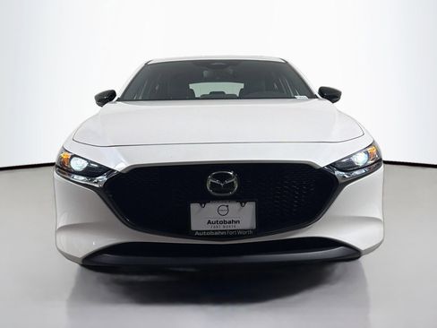 Used 2025 MAZDA MAZDA3 s FWD image 2