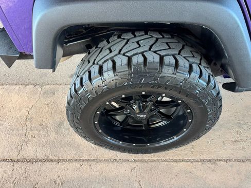 Used 2018 Jeep Wrangler Unlimited Sport S image 28