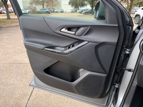 Used 2025 Chevrolet Equinox LT image 20