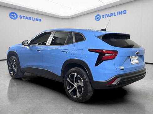 Certified 2024 Chevrolet Trax RS w/ Driver Confidence Package FWD image 6