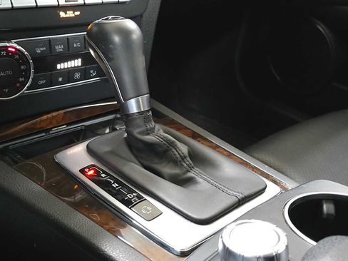 Used 2013 Mercedes-Benz C 300 4MATIC Sedan image 35