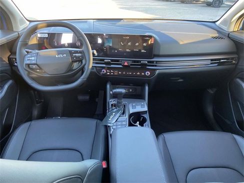 New 2026 Kia Sportage EX image 9