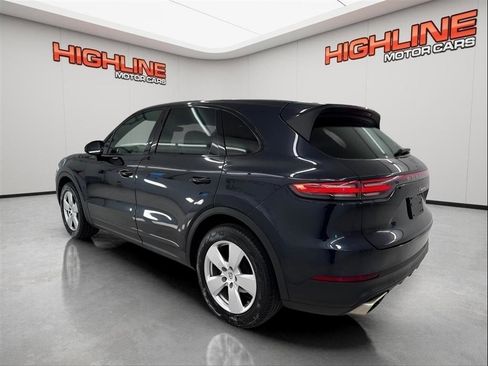 Used 2020 Porsche Cayenne AWD/4WD image 7