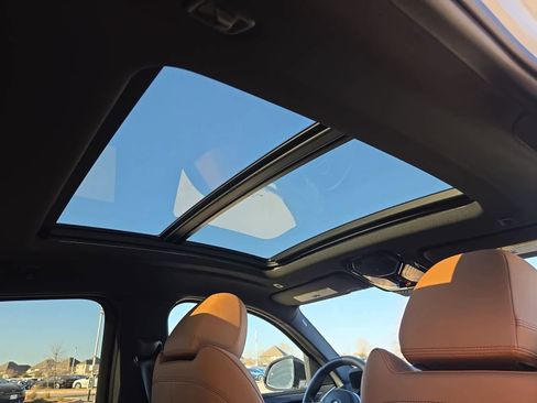 Used 2023 BMW X4 xDrive30i w/ M Sport Package image 21