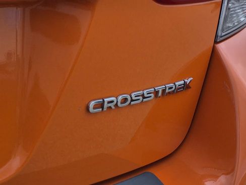 Used 2018 Subaru Crosstrek 2.0i Premium w/ Moonroof Package AWD/4WD image 13