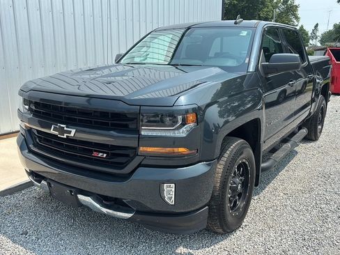 Used 2018 Chevrolet Silverado 1500 LT w/ All Star Edition AWD/4WD image 13