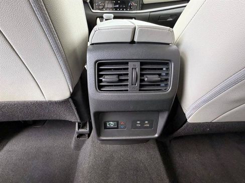 Used 2023 Nissan Rogue SL w/ SL Premium Package AWD/4WD image 15