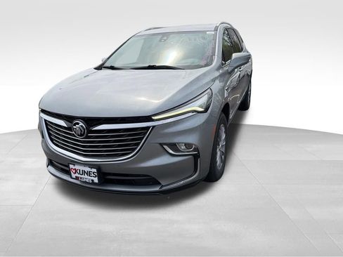 Used 2024 Buick Enclave Premium AWD/4WD image 5