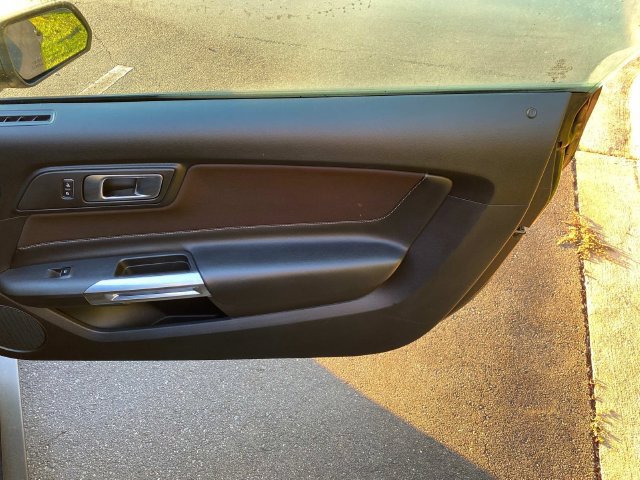 Used 2023 Ford Mustang Coupe RWD image 33