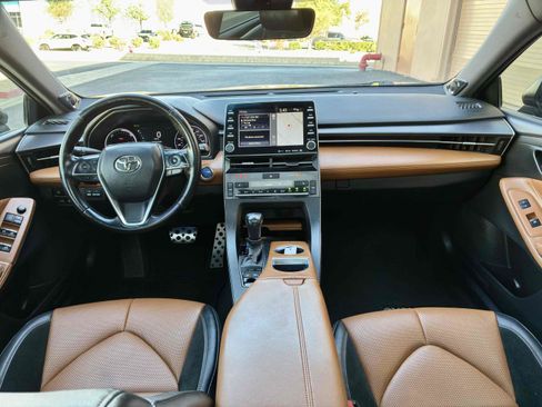 Used 2021 Toyota Avalon XSE w/ Carpet Mat Package (TMS) FWD image 18