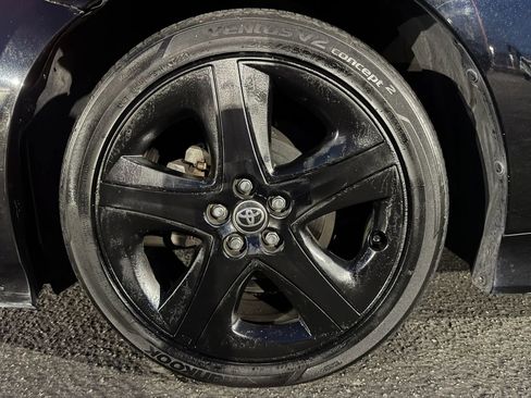 Used 2016 Toyota Prius Four Touring FWD image 17