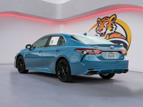 Used 2023 Toyota Camry XSE FWD image 8