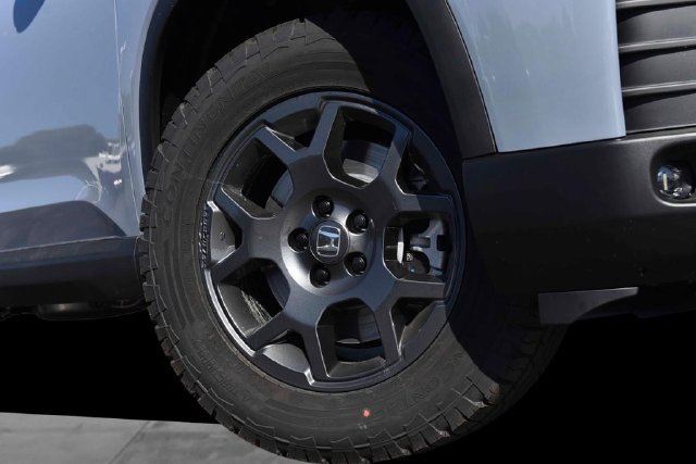 New 2026 Honda Pilot TrailSport image 3