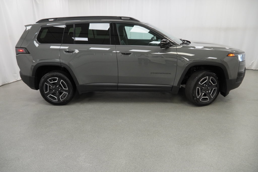 New 2026 Jeep Cherokee Limited AWD/4WD image 12