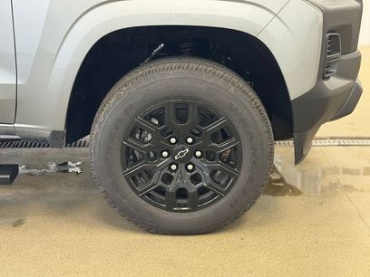 New 2026 Chevrolet Colorado W/T w/ WT Custom Package