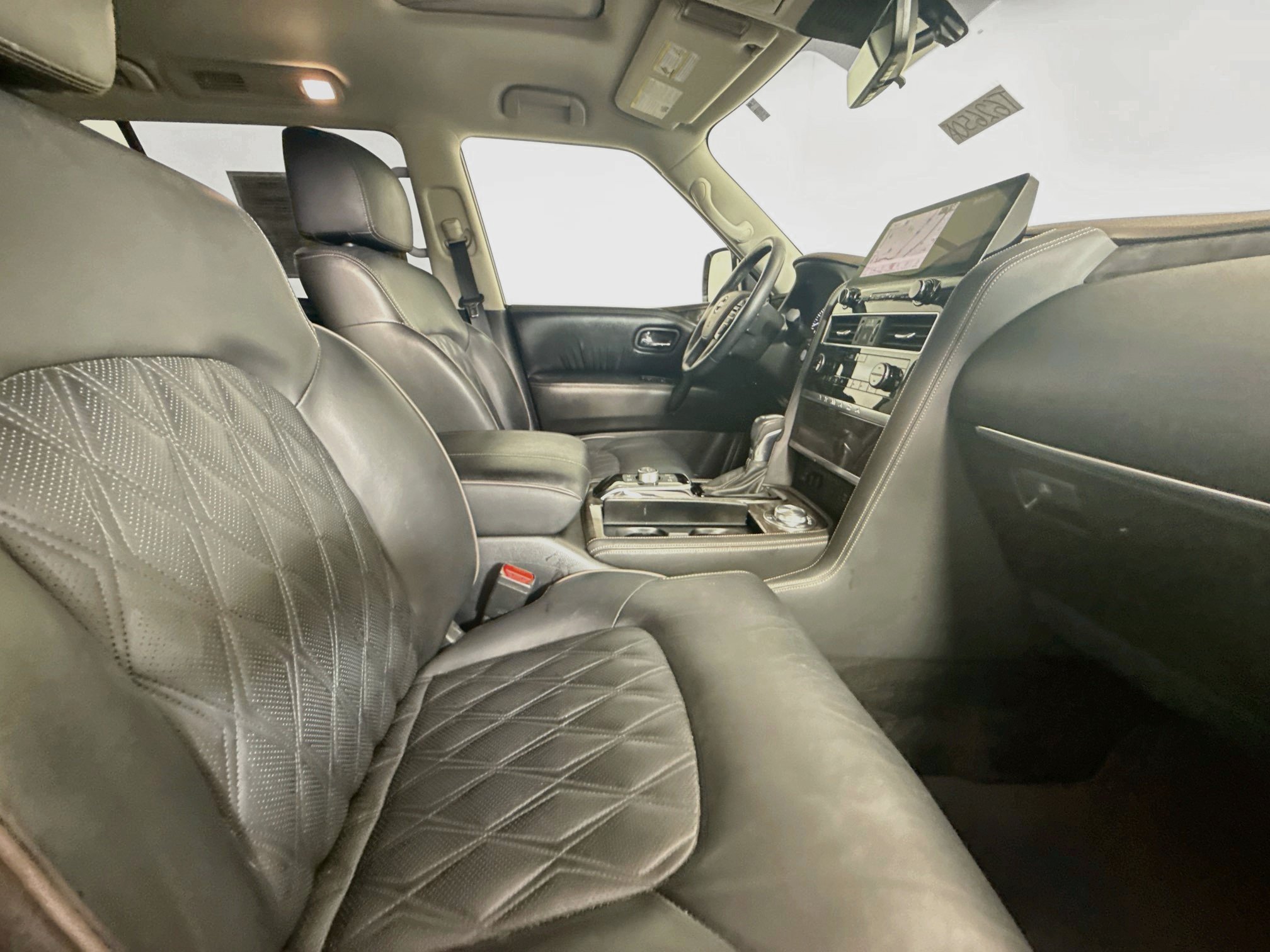 Used 2022 Nissan Armada Platinum w/ Captain's Chairs Package AWD/4WD image 30