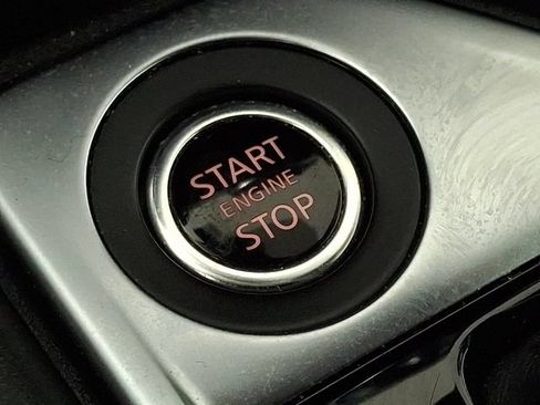 Used 2021 Nissan Sentra SR FWD image 22