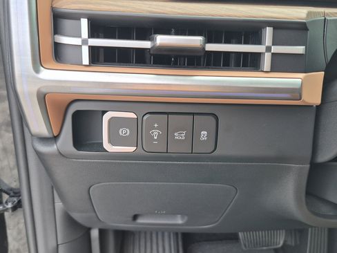 Used 2026 Hyundai Santa Fe Calligraphy AWD/4WD image 33