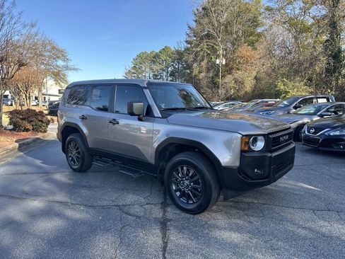 Used 2025 Toyota Land Cruiser 1958 image 2