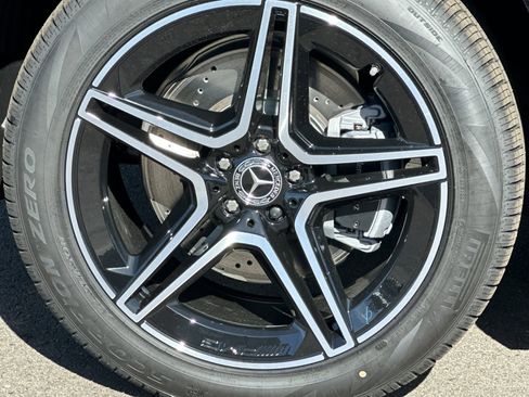 New 2026 Mercedes-Benz GLS 450 GLS 450 image 32