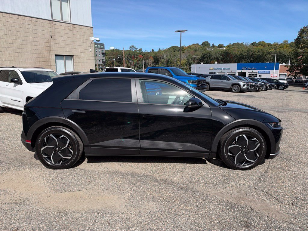 Certified 2024 Hyundai Ioniq 5 SE AWD/4WD image 8